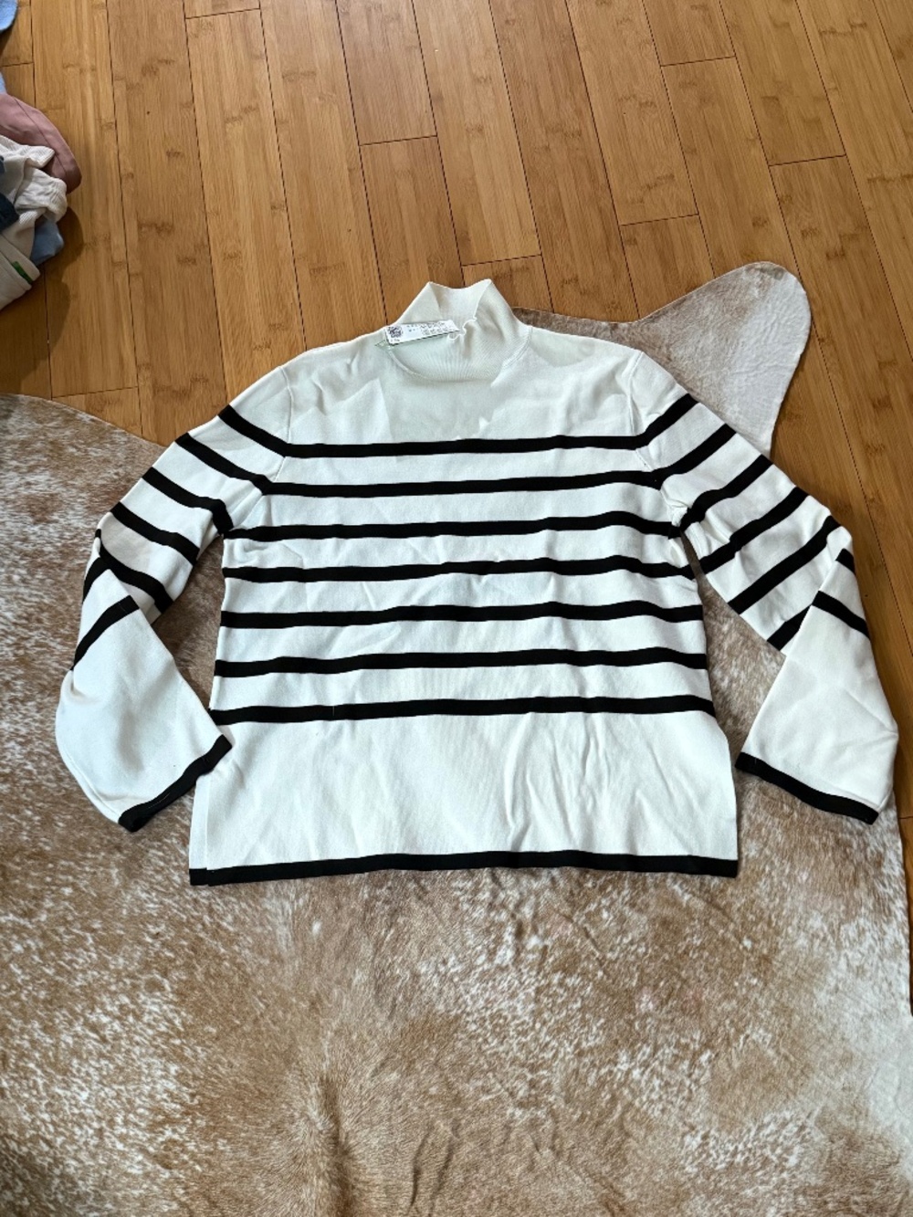 H&M Sweater